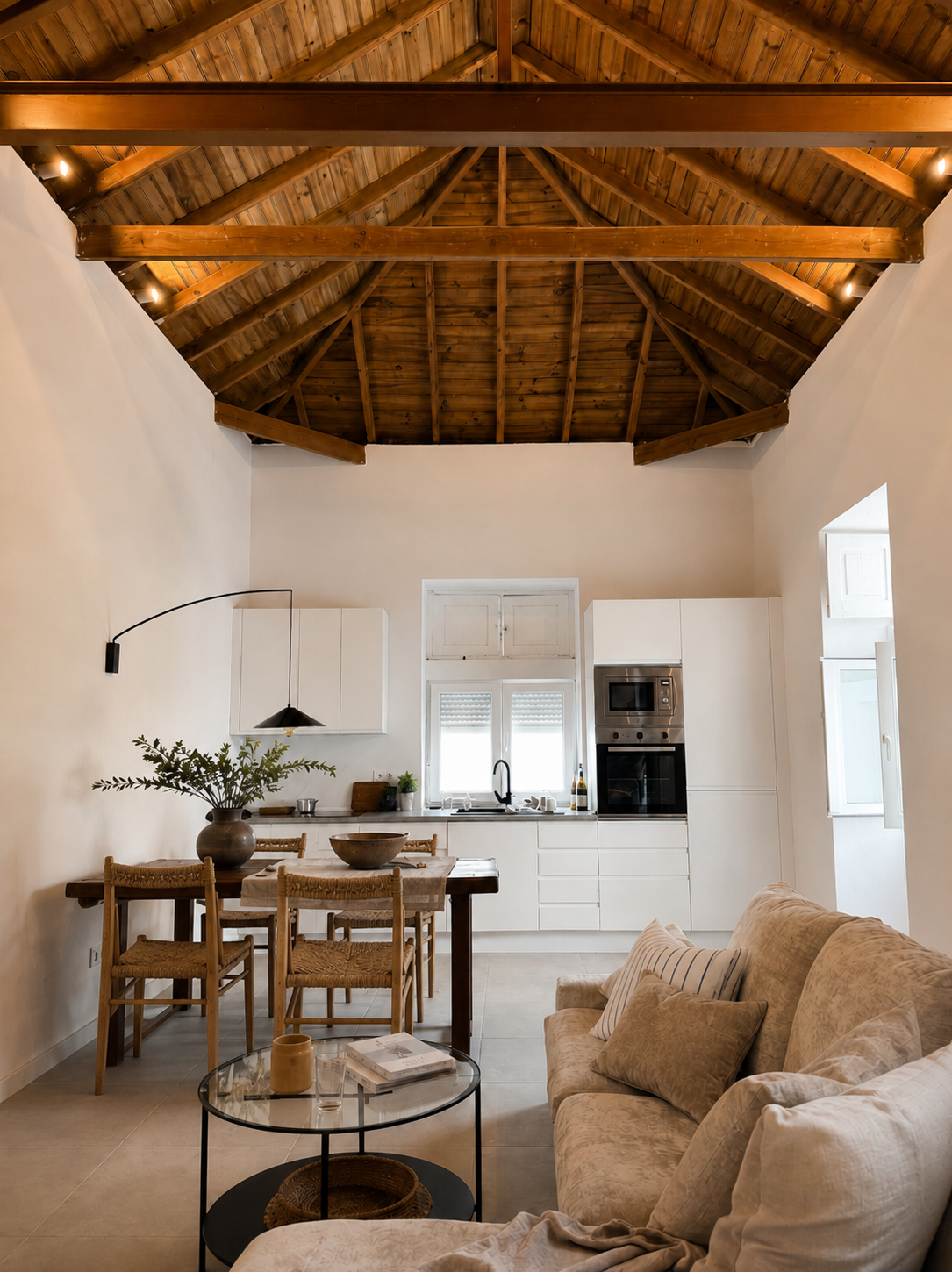 Vivienda residencial — cocina abierta al salón